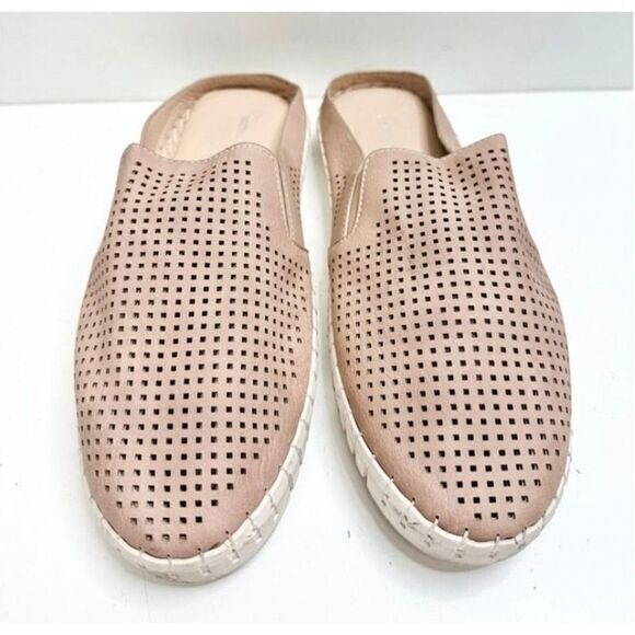 Harmony Balance Sashay Mules Size 8 Beige Perforated Slip On Shoes - Picture 3 of 7